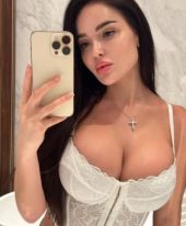 Bella +971529750305